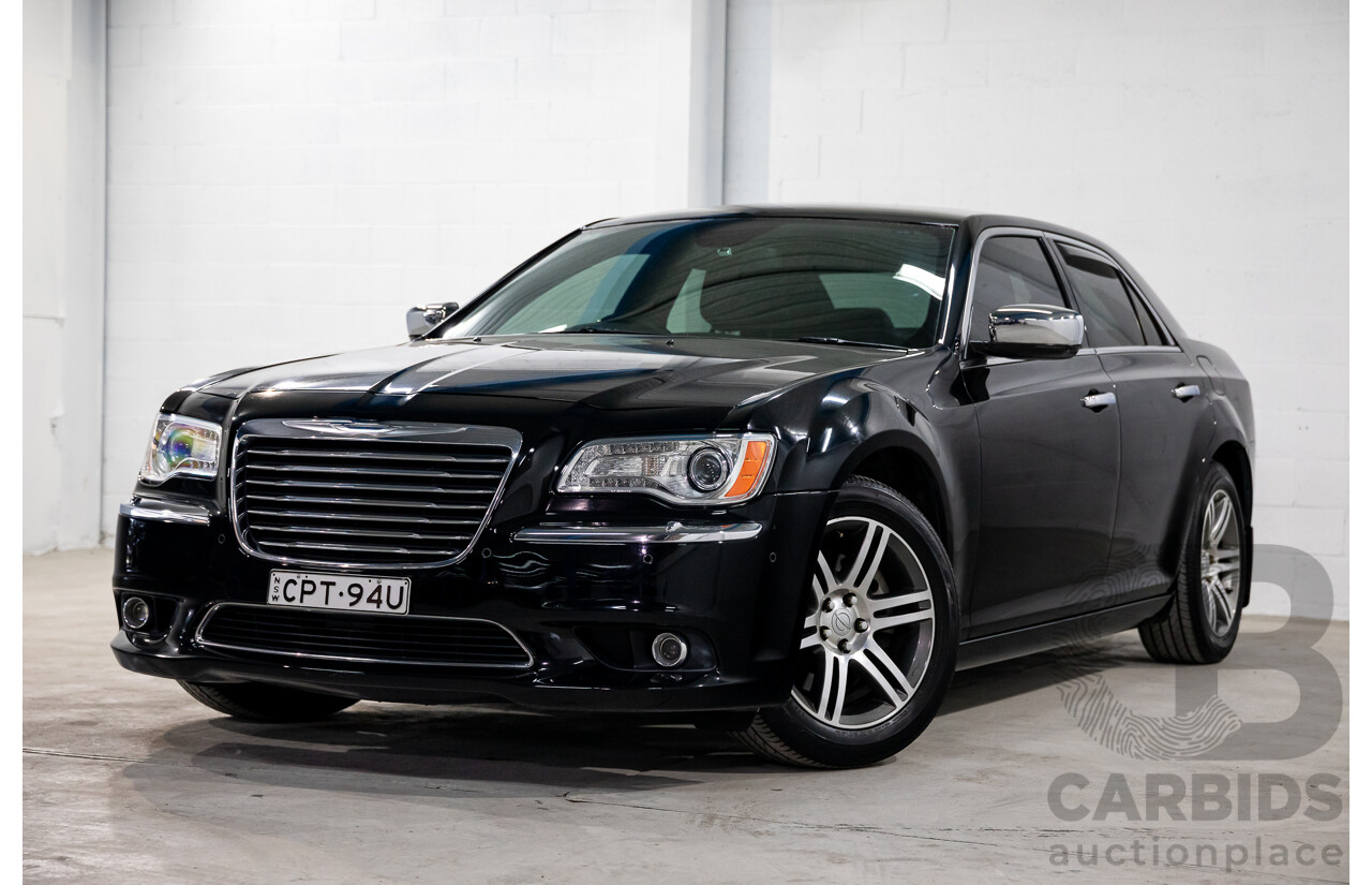 10/2013 Chrysler 300 C Luxury MY12 4d Sedan Blackberry Pearl V6 3.6L