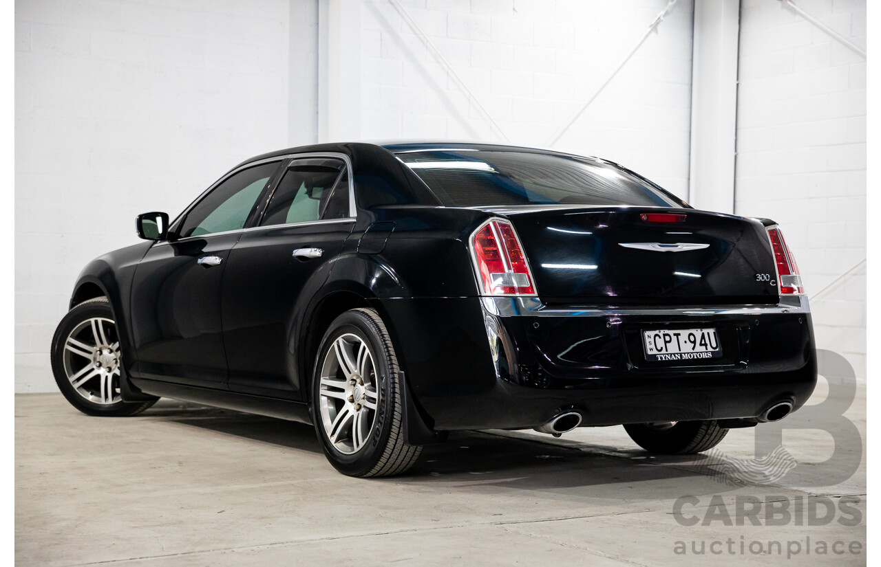 10/2013 Chrysler 300 C Luxury MY12 4d Sedan Blackberry Pearl V6 3.6L