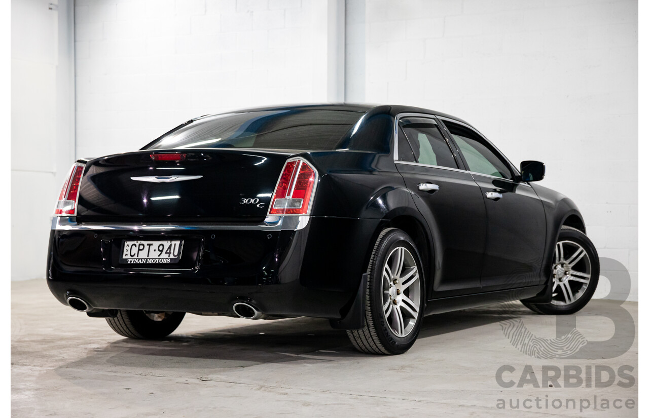 10/2013 Chrysler 300 C Luxury MY12 4d Sedan Blackberry Pearl V6 3.6L