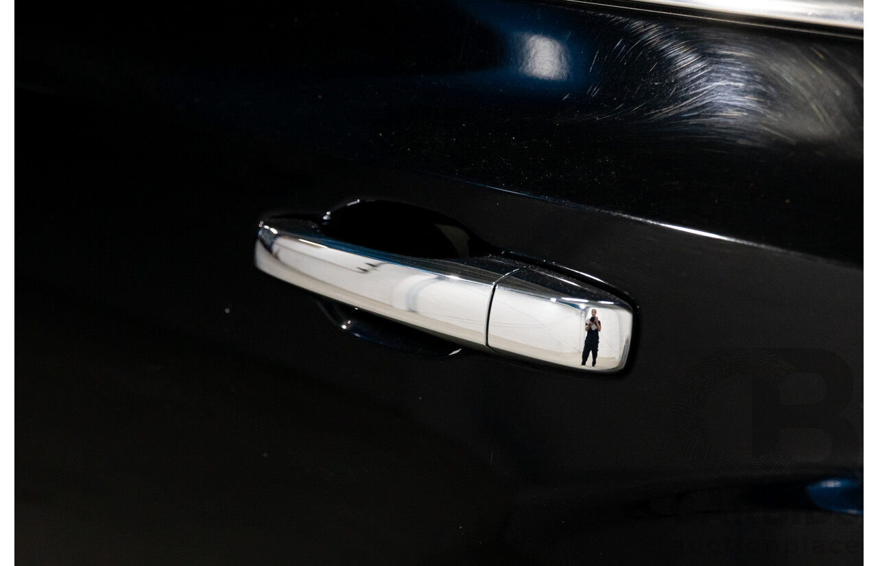 10/2013 Chrysler 300 C Luxury MY12 4d Sedan Blackberry Pearl V6 3.6L