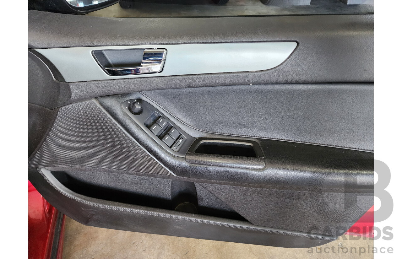 2/2010 Ford G6  FG 4d Sedan Red 4.0L