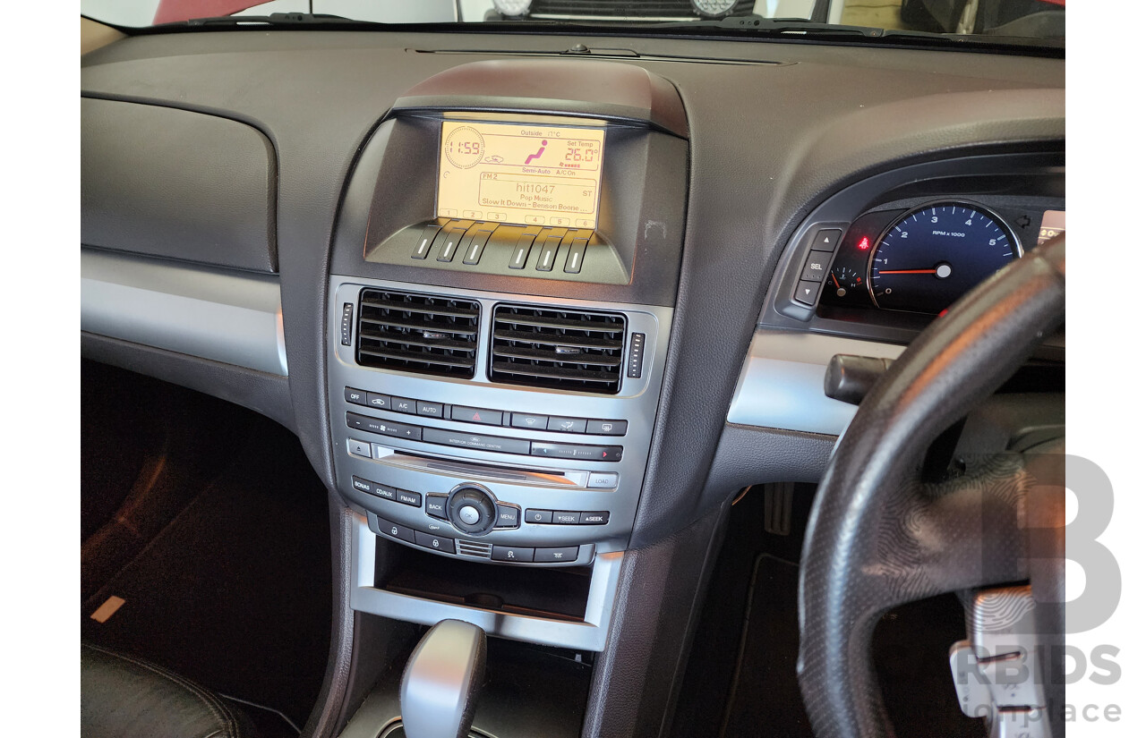 2/2010 Ford G6  FG 4d Sedan Red 4.0L