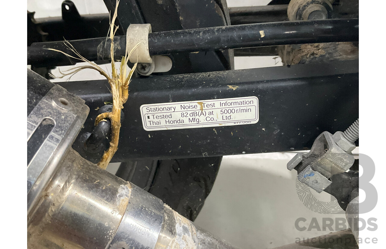 Honda CBR125R Motorbike 125cc  	