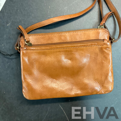 COLORADO, EVITY Tan Crossbody Bag & SKINKANDY Hinged Ring