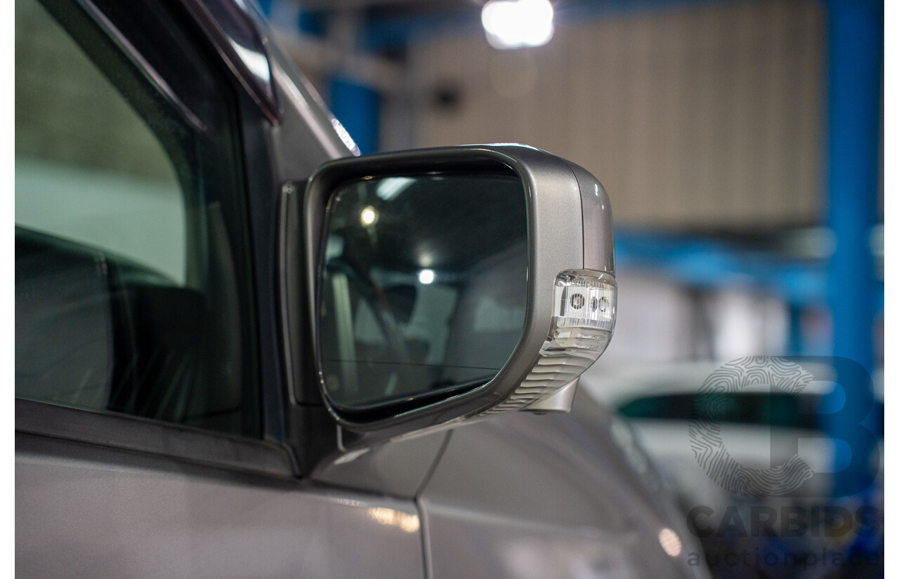 11/2008 Nissan Elgrand Highway Star E51 5 Sp Automatic Bluish Grey Metallic V6 3.5L - 10/2017 Import