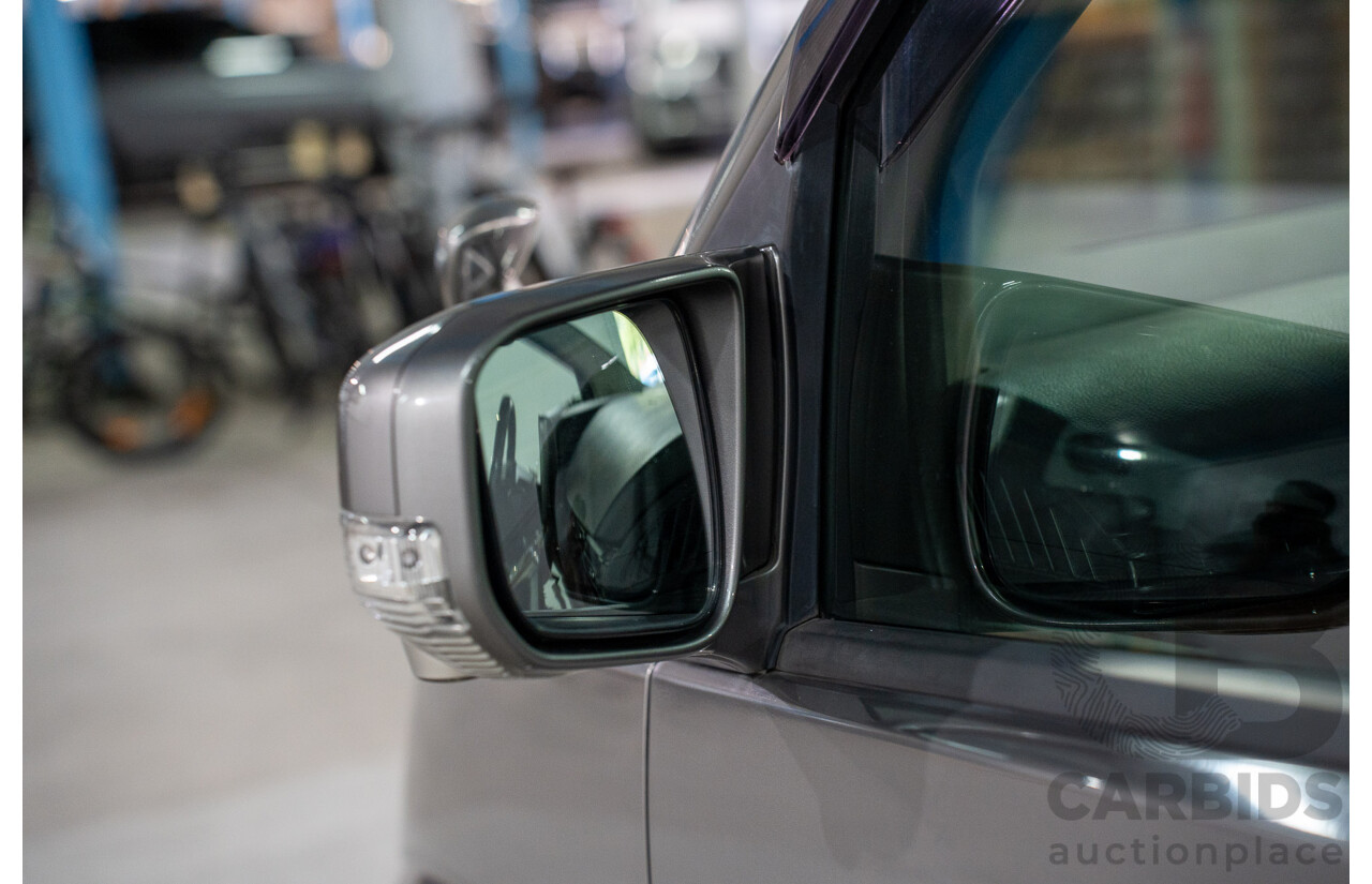 11/2008 Nissan Elgrand Highway Star E51 5 Sp Automatic Bluish Grey Metallic V6 3.5L - 10/2017 Import