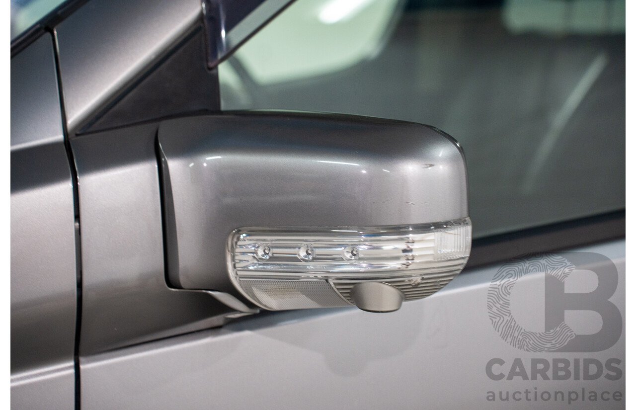 11/2008 Nissan Elgrand Highway Star E51 5 Sp Automatic Bluish Grey Metallic V6 3.5L - 10/2017 Import