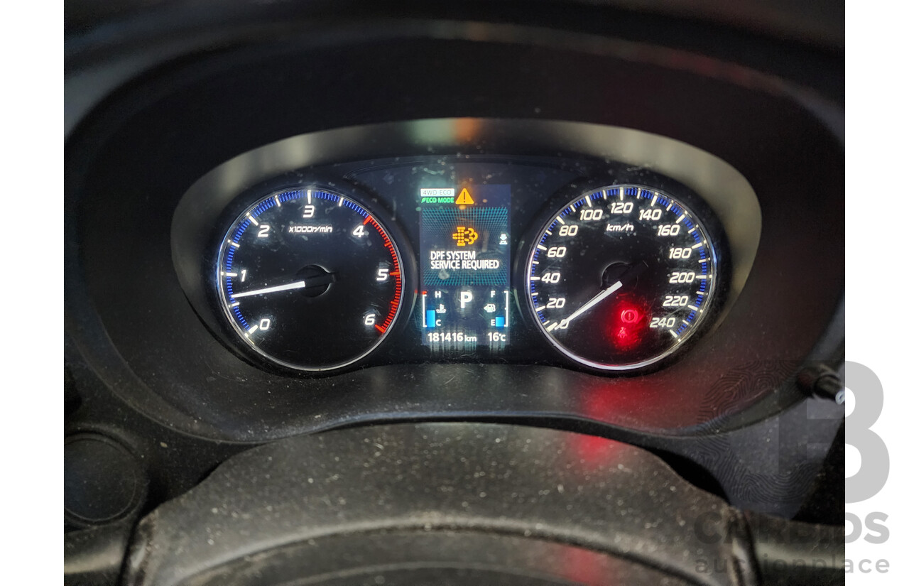 10/2014 Mitsubishi Outlander LS (4x4) ZJ MY14.5 4d Wagon White 2.3L