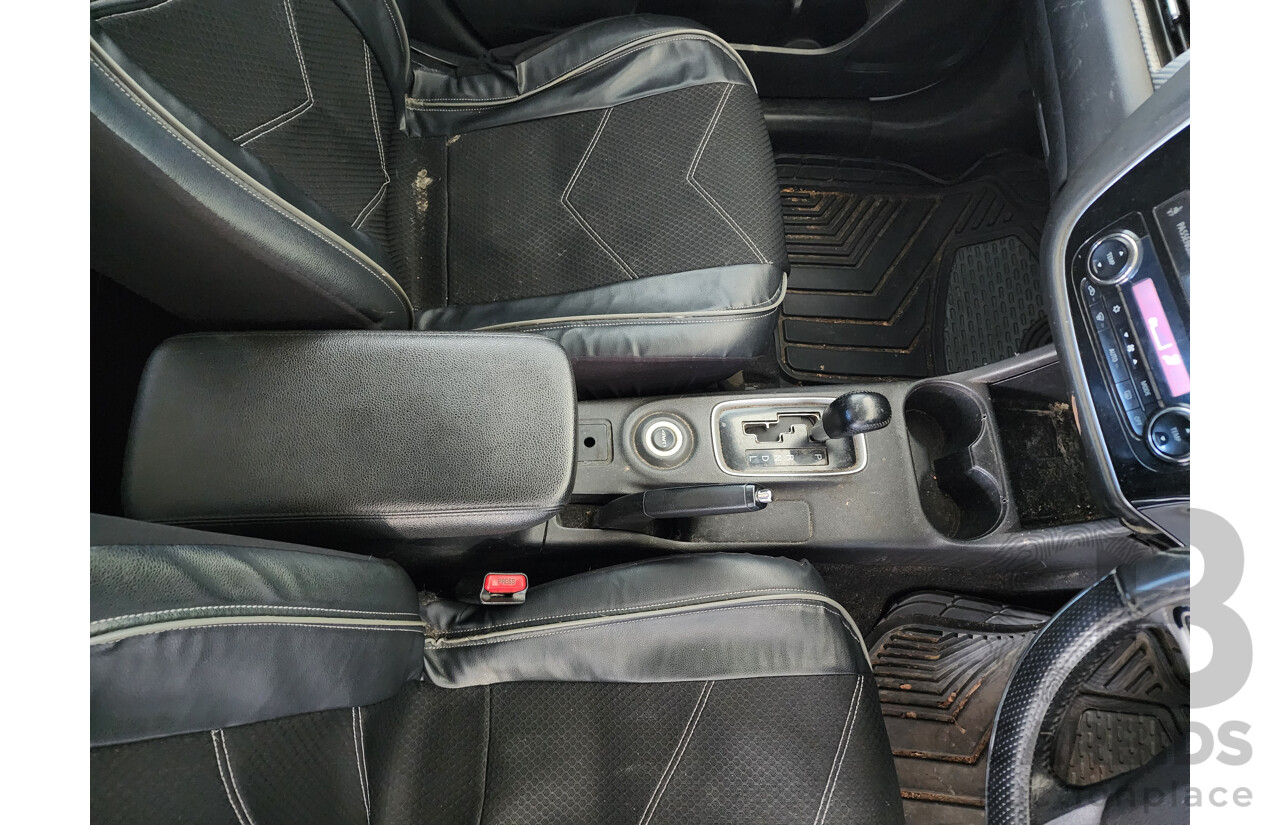 10/2014 Mitsubishi Outlander LS (4x4) ZJ MY14.5 4d Wagon White 2.3L