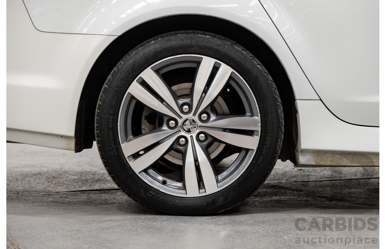 7/2014 Holden Commodore SV6 VF 4d Sportwagon White 3.6L