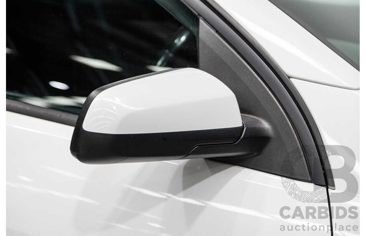 7/2014 Holden Commodore SV6 VF 4d Sportwagon White 3.6L