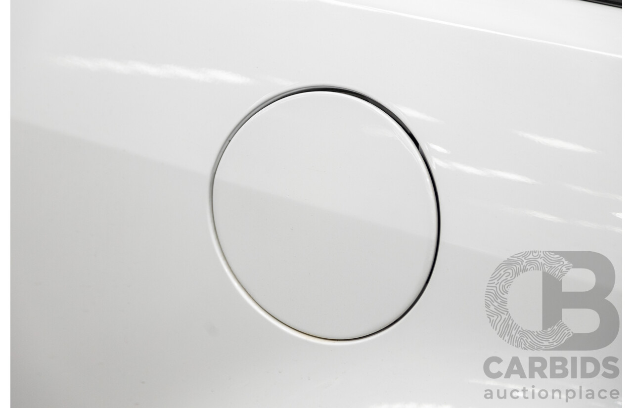 7/2014 Holden Commodore SV6 VF 4d Sportwagon White 3.6L