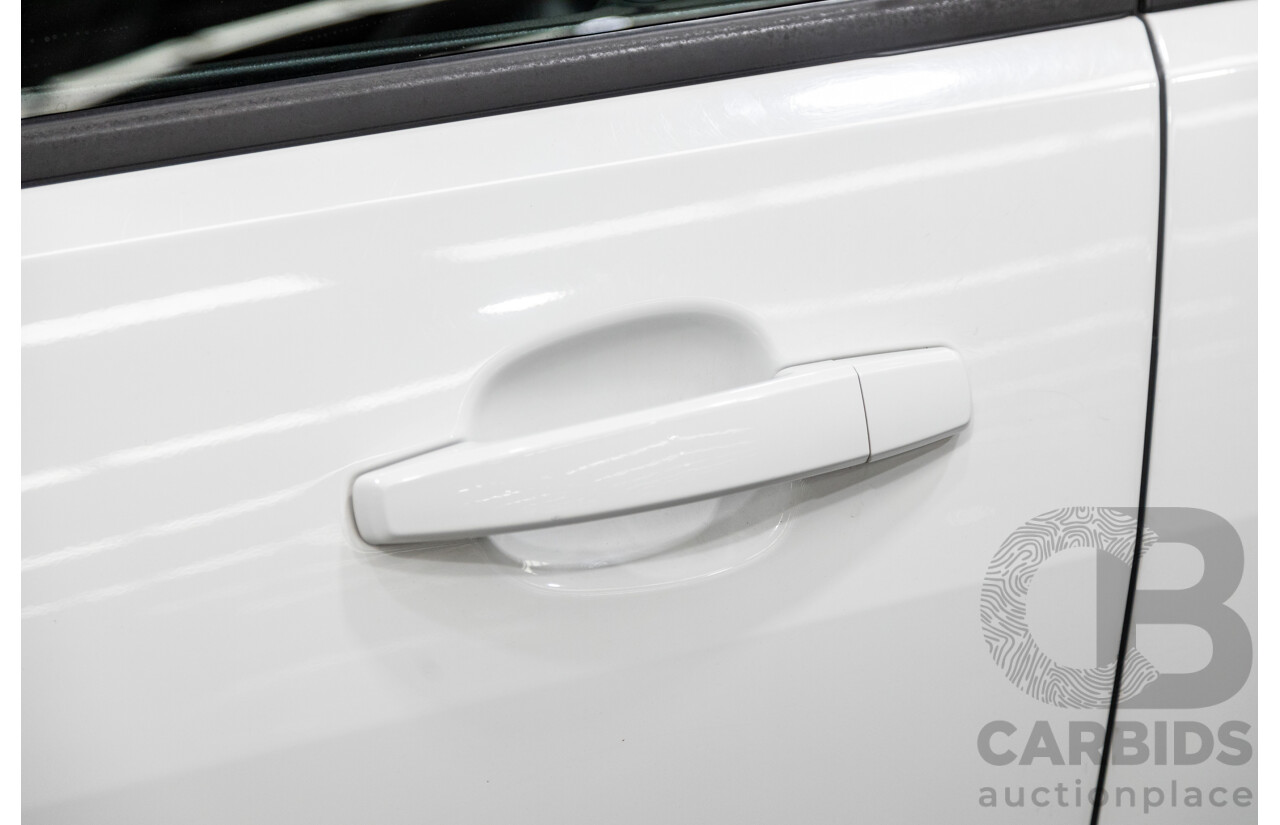 7/2014 Holden Commodore SV6 VF 4d Sportwagon White 3.6L