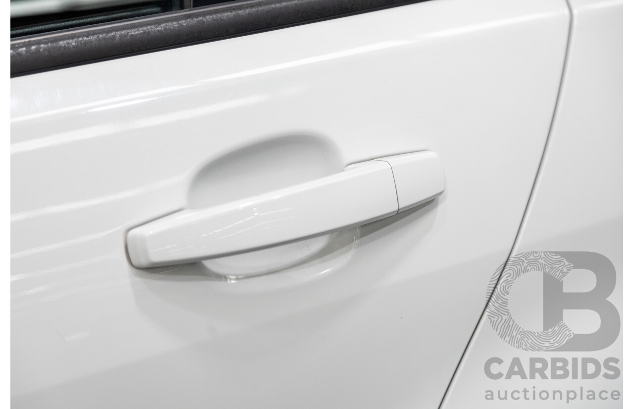 7/2014 Holden Commodore SV6 VF 4d Sportwagon White 3.6L