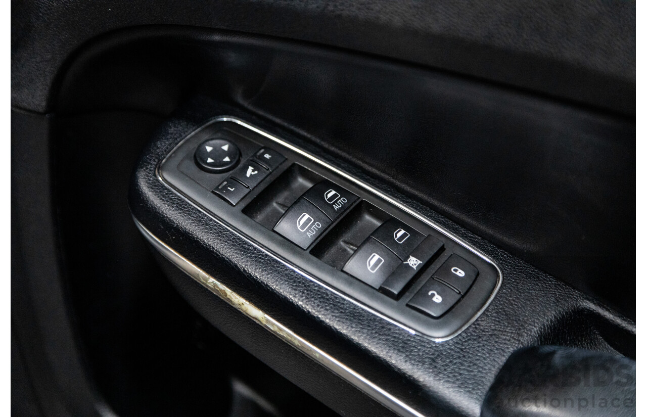 6/2012 Chrysler 300 C MY12 4d Sedan Tungsten Metallic Turbo Diesel V6 3.0L