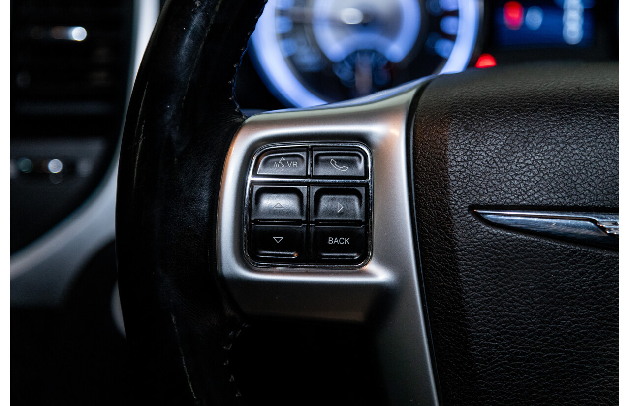 6/2012 Chrysler 300 C MY12 4d Sedan Tungsten Metallic Turbo Diesel V6 3.0L