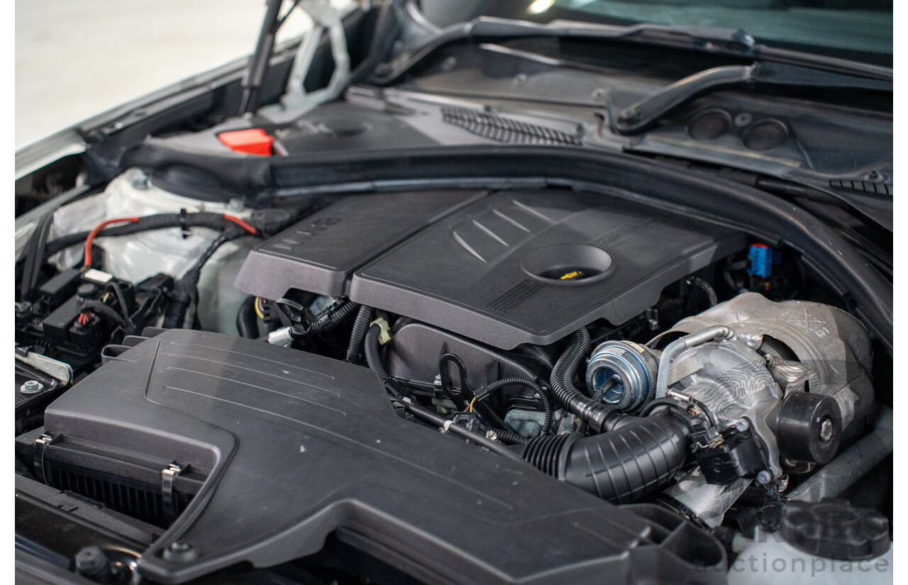 1/2013 BMW 116i F20 MY13 5d Hatchback Alpine White Turbo 1.6L