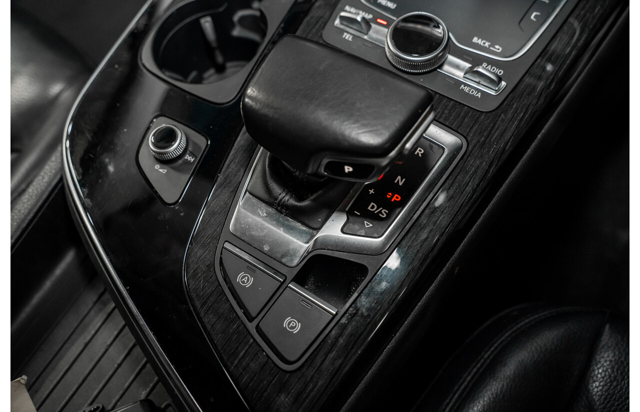 01/2018 Audi Q7 3.0 TDI Quattro (AWD) 4M MY18 4d Wagon Carrara White Turbo Diesel V6 3.0L - 7 Seater