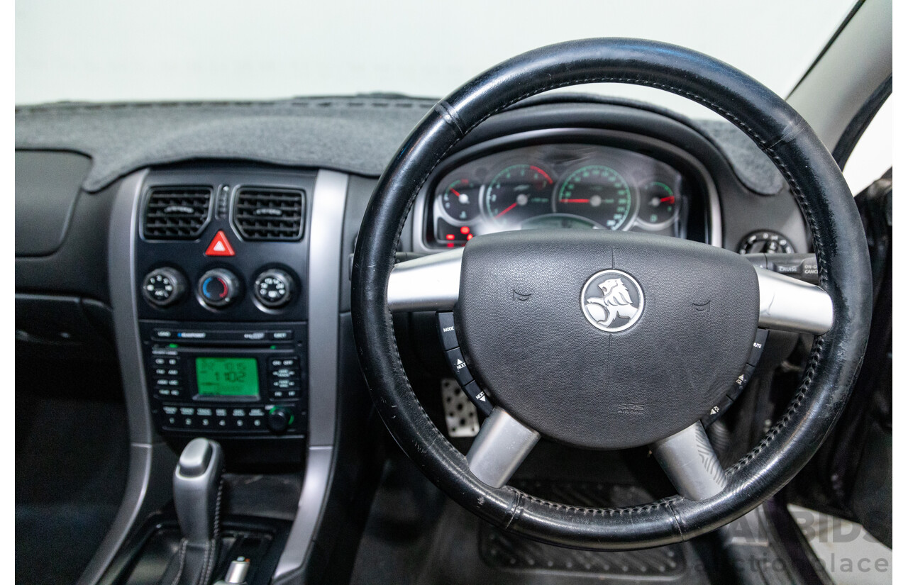 4/2004 Holden Crewman SS VYII Crew Cab Utility Cosmo Purple V8 5.7L