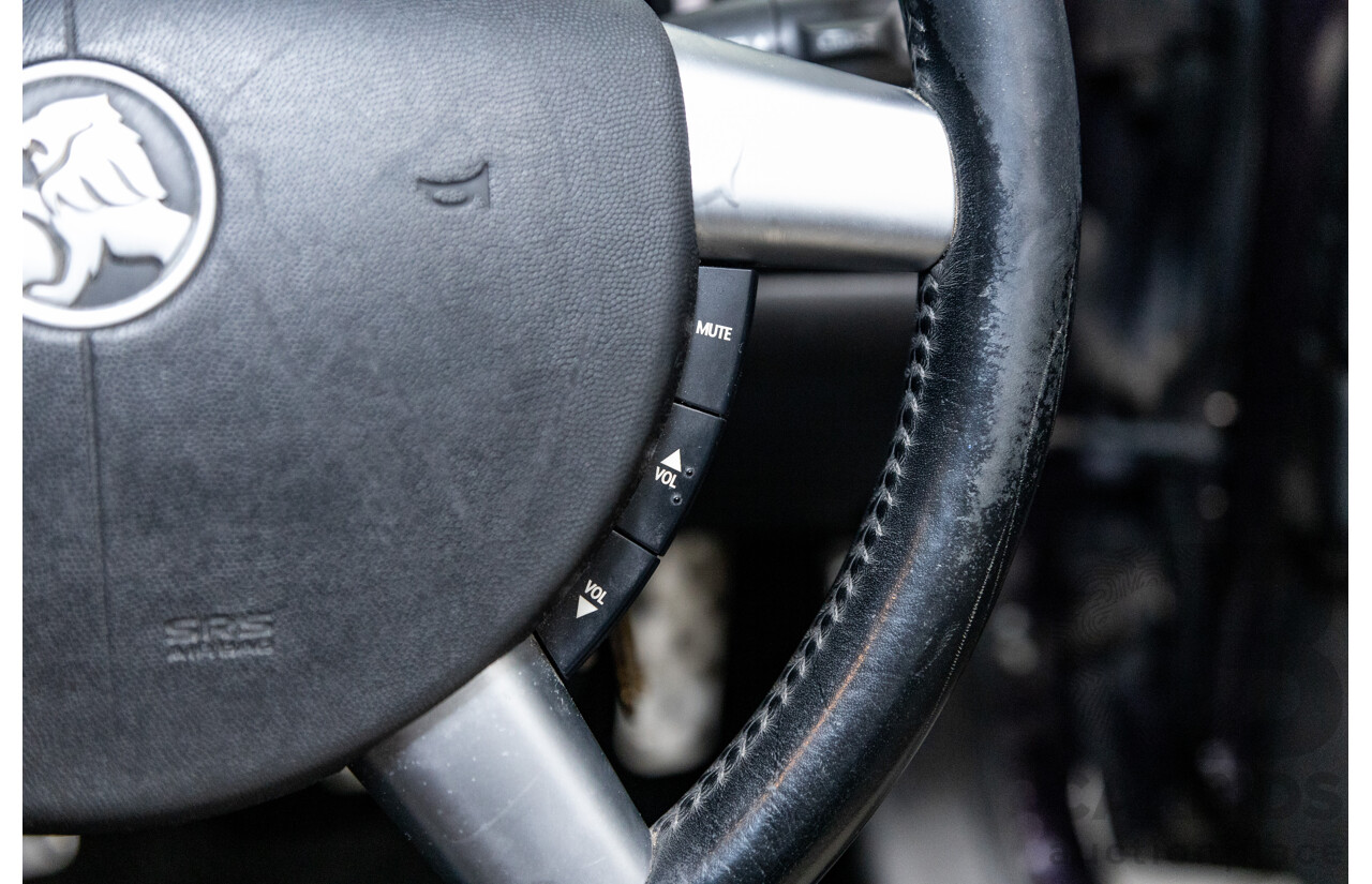 4/2004 Holden Crewman SS VYII Crew Cab Utility Cosmo Purple V8 5.7L