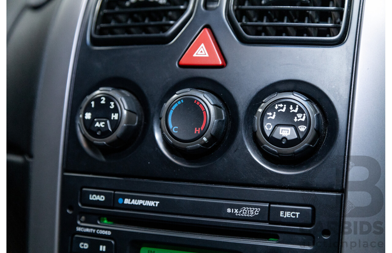 4/2004 Holden Crewman SS VYII Crew Cab Utility Cosmo Purple V8 5.7L