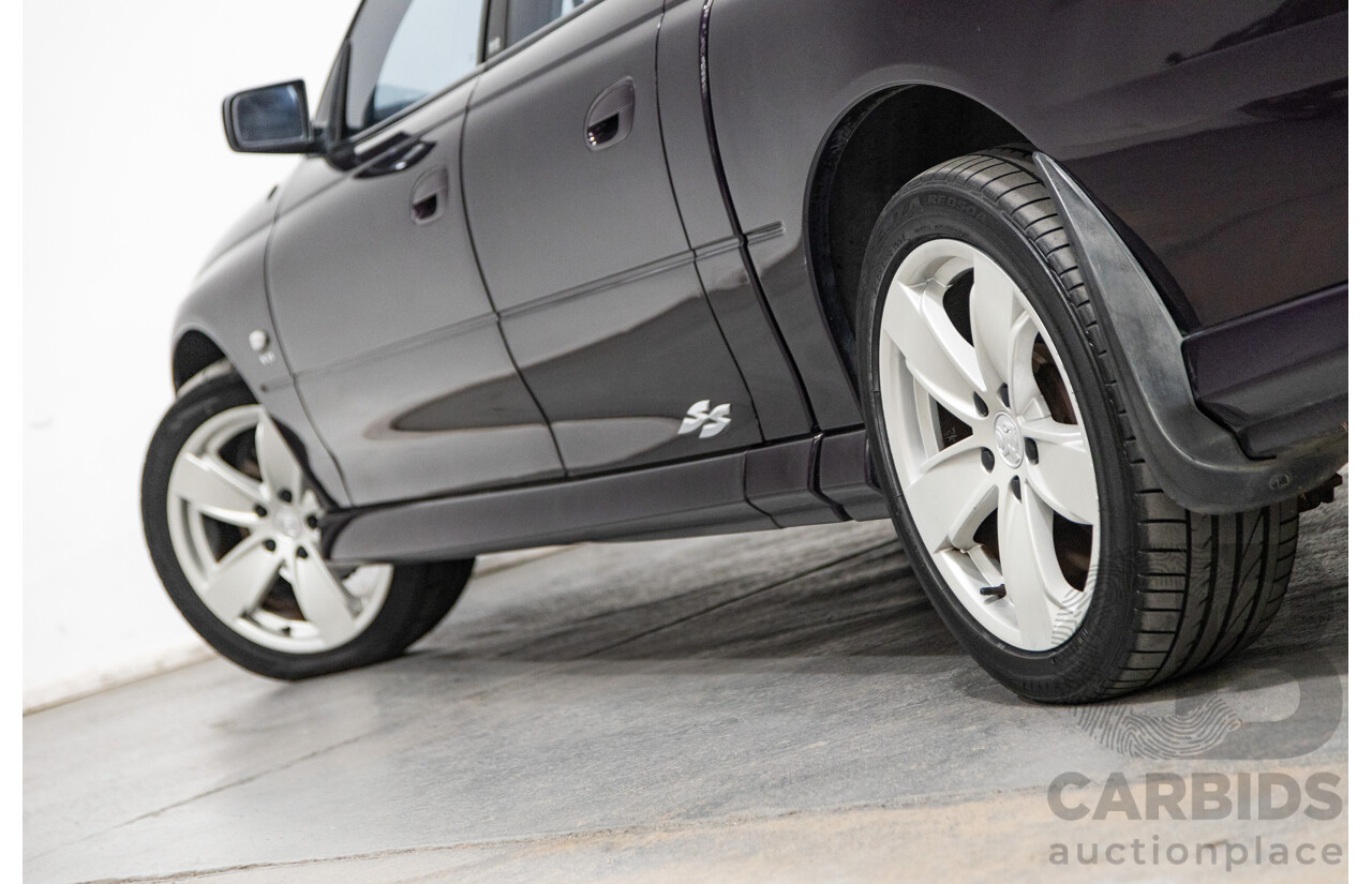 4/2004 Holden Crewman SS VYII Crew Cab Utility Cosmo Purple V8 5.7L