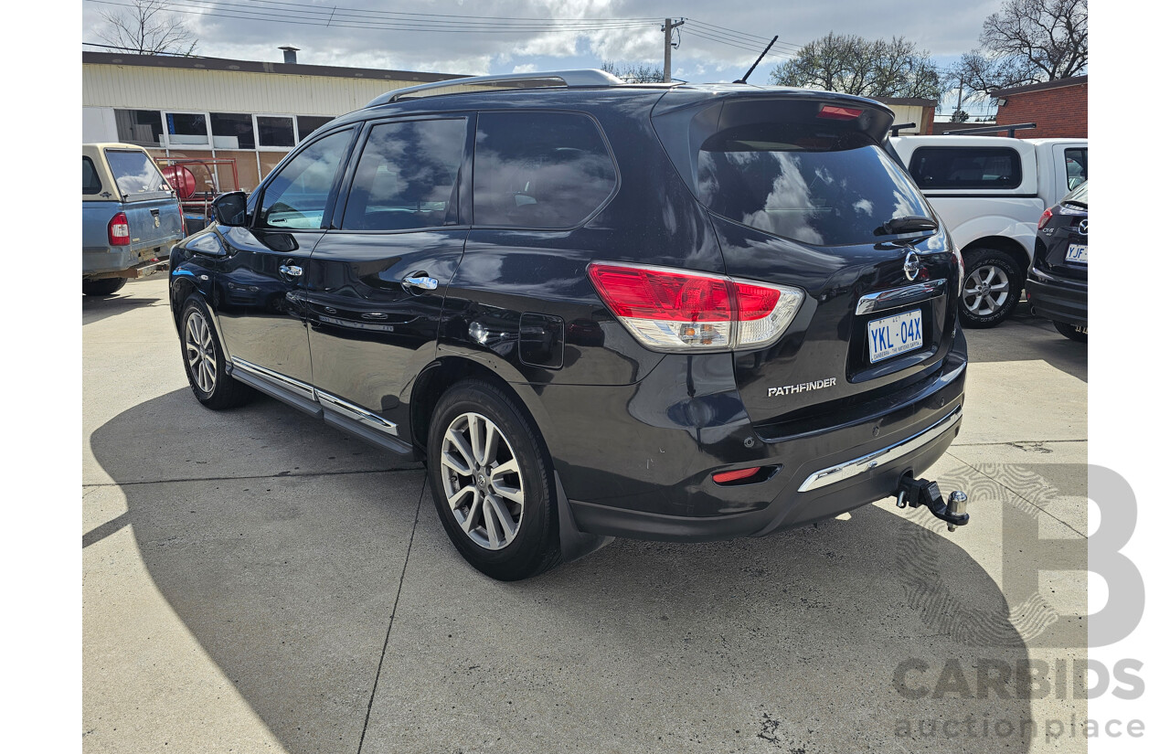 2/2015 Nissan Pathfinder ST-L (4x2) R52 MY15 4d Wagon Black 3.5L