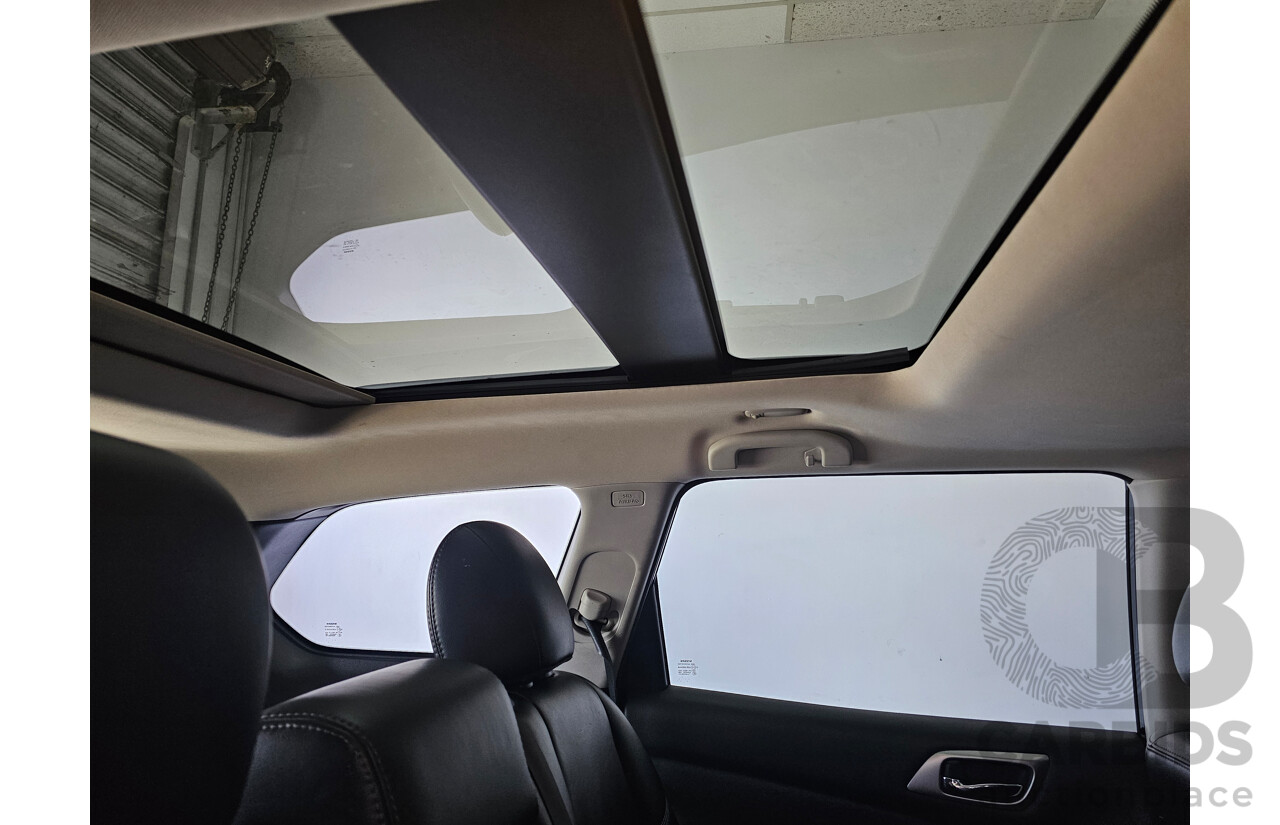 2/2015 Nissan Pathfinder ST-L (4x2) R52 MY15 4d Wagon Black 3.5L