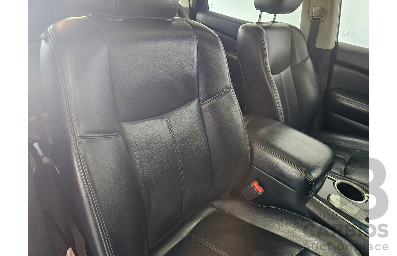 2/2015 Nissan Pathfinder ST-L (4x2) R52 MY15 4d Wagon Black 3.5L