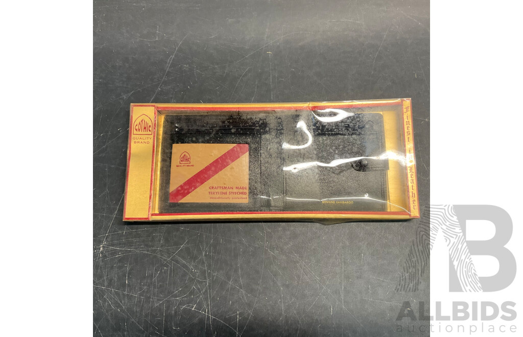 Vintage PARKER & SHEAFFER Fountain Pen & ANTHONY ROYALE Square Brown Cufflinks & Assorted of Vintage Wallet/Keytainer/Case & More