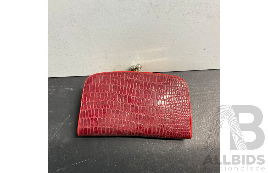 Vintage PARKER & SHEAFFER Fountain Pen & ANTHONY ROYALE Square Brown Cufflinks & Assorted of Vintage Wallet/Keytainer/Case & More