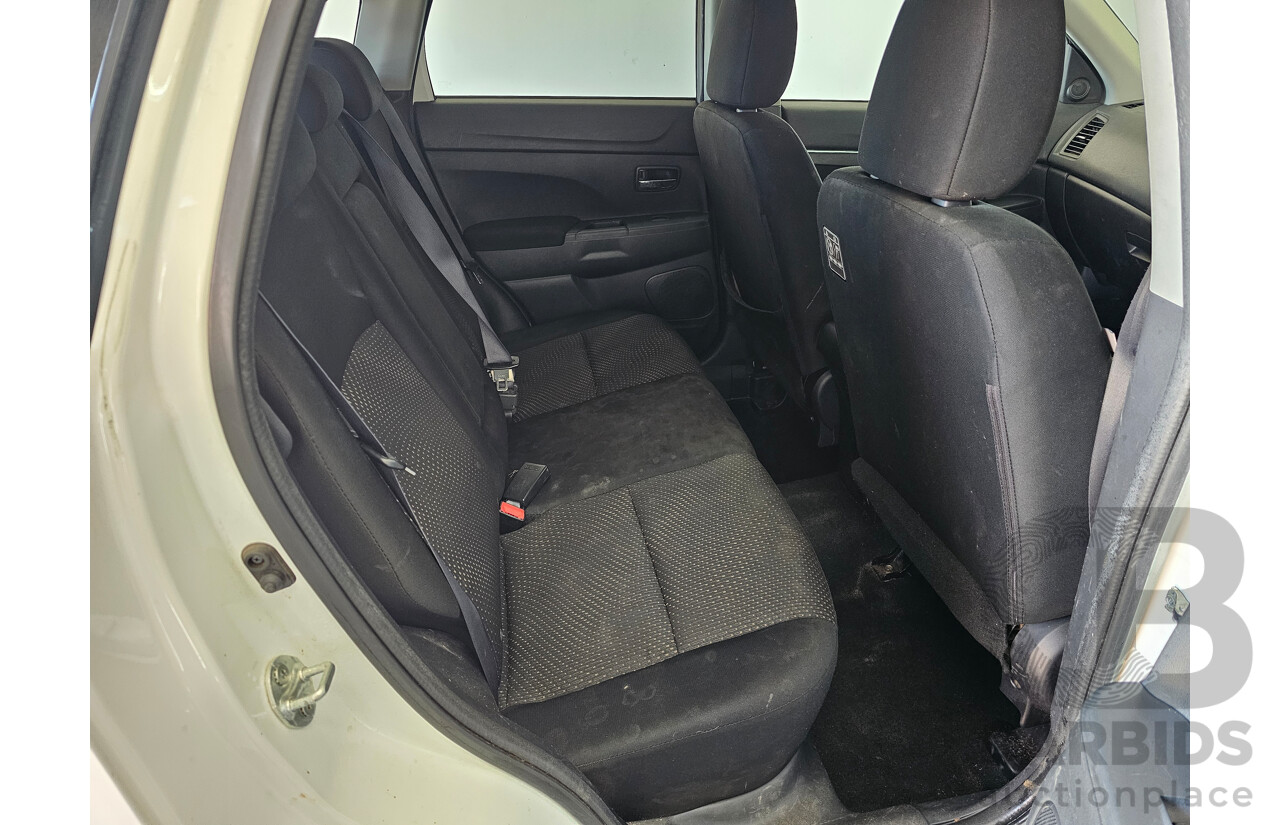 6/2014 Mitsubishi ASX (2wd) XB MY14 4d Wagon White 2.0L