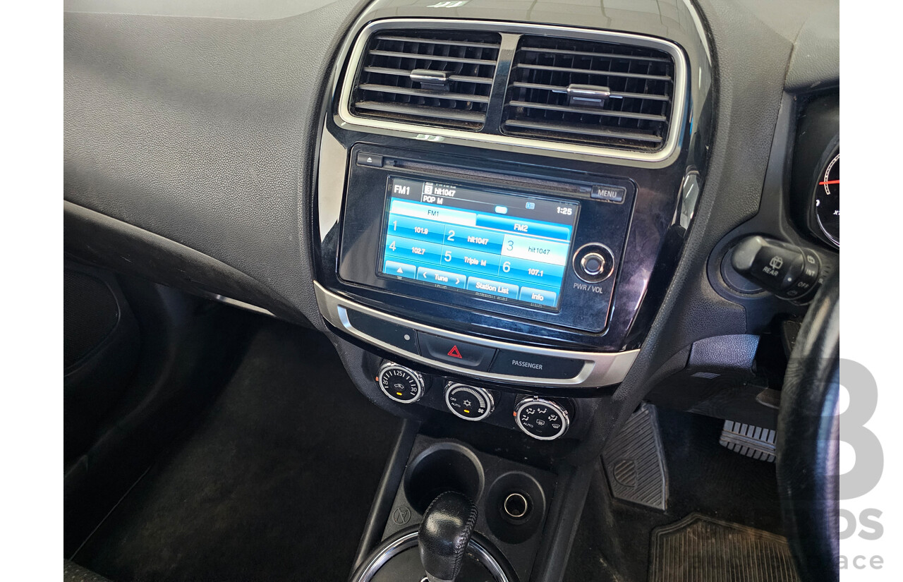 6/2014 Mitsubishi ASX (2wd) XB MY14 4d Wagon White 2.0L