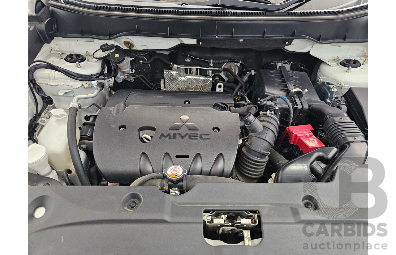 6/2014 Mitsubishi ASX (2wd) XB MY14 4d Wagon White 2.0L