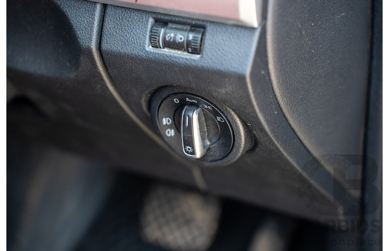 09/2017 Volkswagen Amarok TDI550 Highline (4x4) 2H MY18 4d Dual Cab Utility Deep Black Pearl Turbo Diesel V6 3.0L