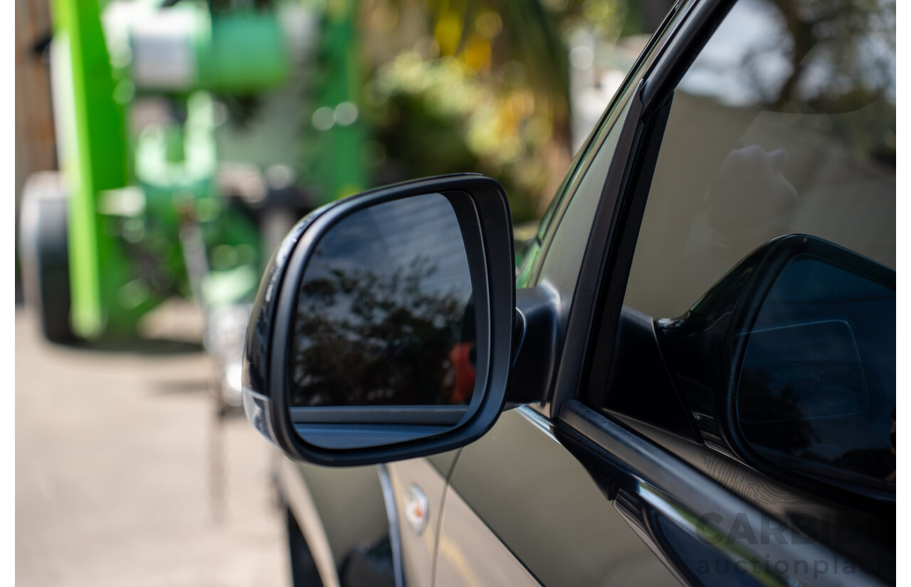 09/2017 Volkswagen Amarok TDI550 Highline (4x4) 2H MY18 4d Dual Cab Utility Deep Black Pearl Turbo Diesel V6 3.0L