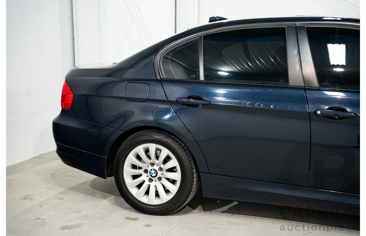 8/2009 BMW 320i Executive E90 MY09 4d Sedan Monaco Blue 2.0L