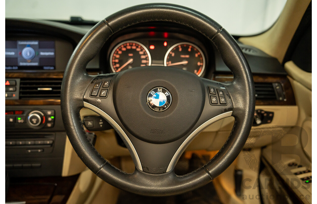 8/2009 BMW 320i Executive E90 MY09 4d Sedan Monaco Blue 2.0L