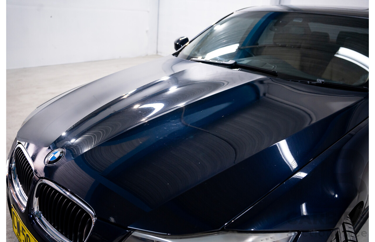 8/2009 BMW 320i Executive E90 MY09 4d Sedan Monaco Blue 2.0L