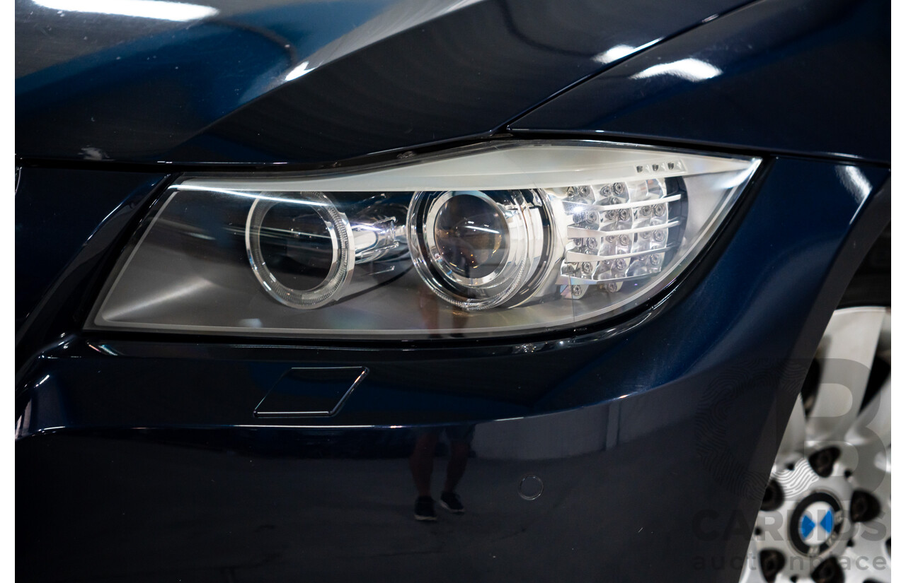 8/2009 BMW 320i Executive E90 MY09 4d Sedan Monaco Blue 2.0L