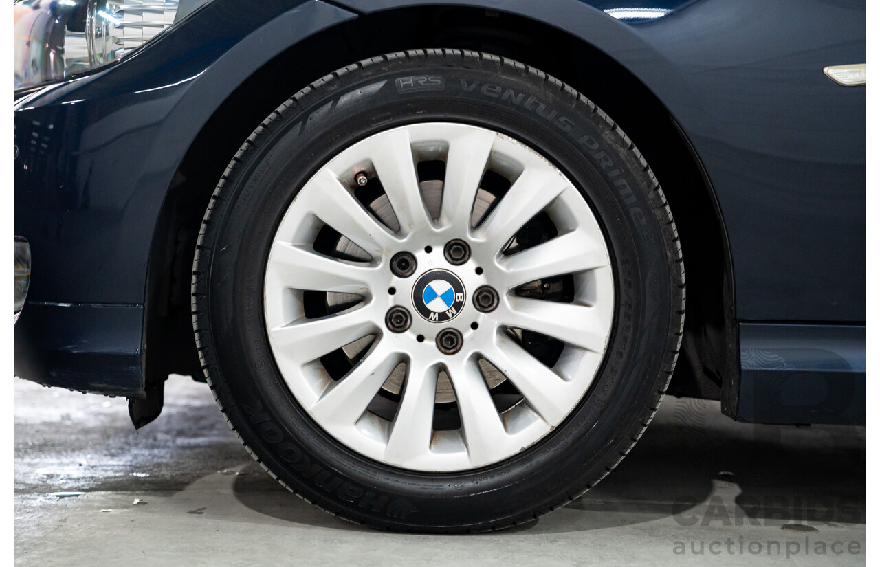 8/2009 BMW 320i Executive E90 MY09 4d Sedan Monaco Blue 2.0L