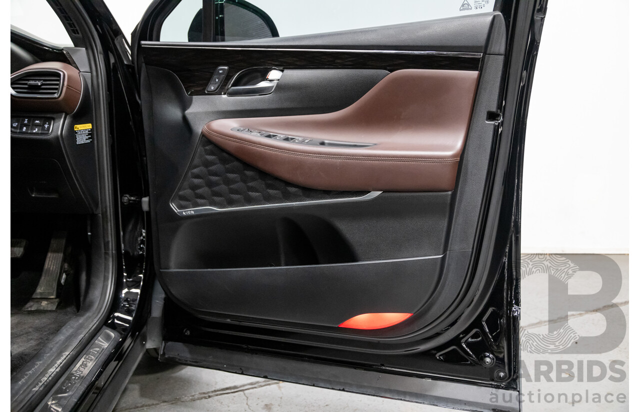 02/2020 Hyundai Santa Fe Highlander (4x4) TM MY20 4d Wagon Phantom Black Turbo Diesel 2.2L - 7 Seater