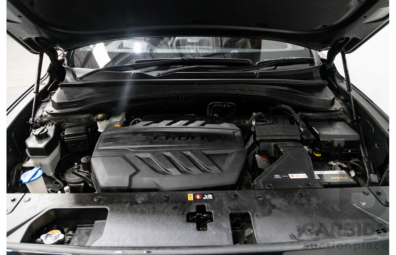 02/2020 Hyundai Santa Fe Highlander (4x4) TM MY20 4d Wagon Phantom Black Turbo Diesel 2.2L - 7 Seater