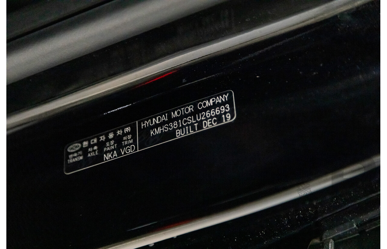 02/2020 Hyundai Santa Fe Highlander (4x4) TM MY20 4d Wagon Phantom Black Turbo Diesel 2.2L - 7 Seater
