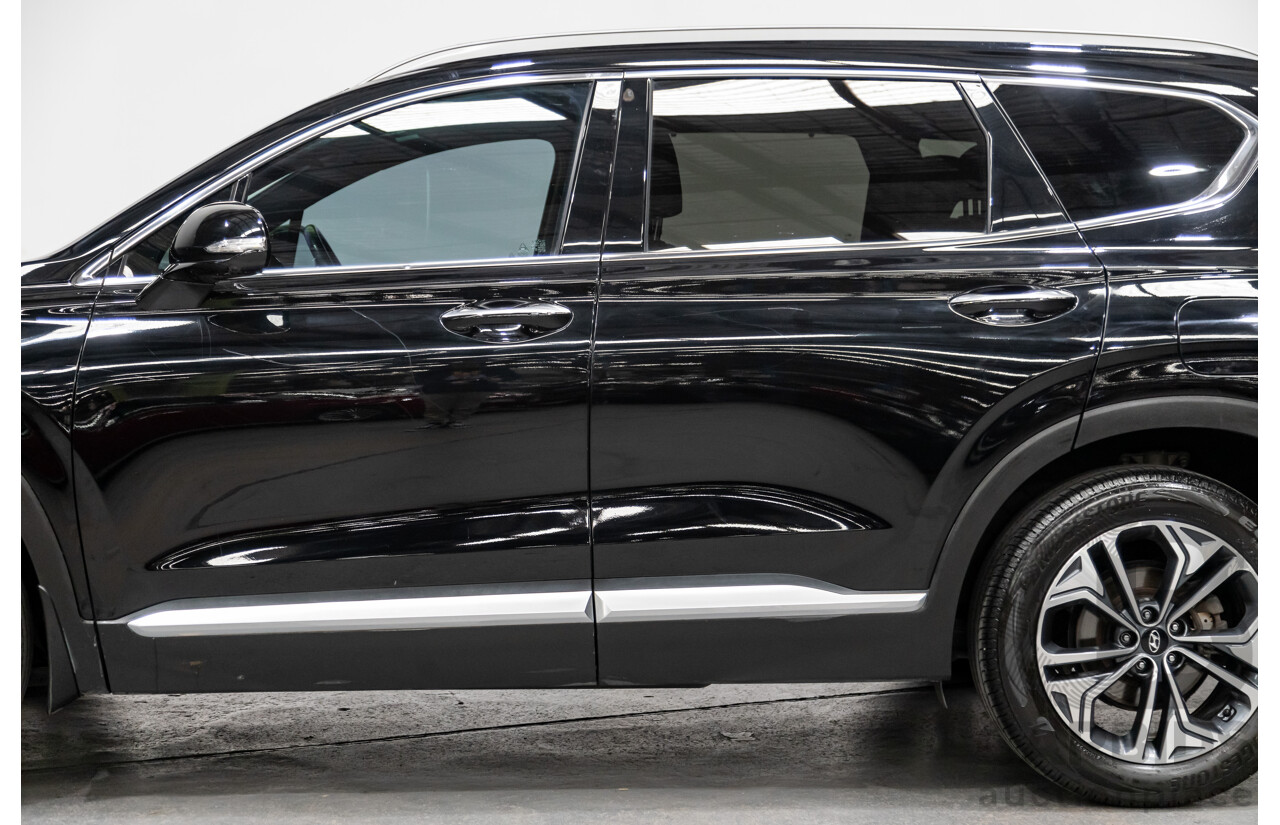 02/2020 Hyundai Santa Fe Highlander (4x4) TM MY20 4d Wagon Phantom Black Turbo Diesel 2.2L - 7 Seater