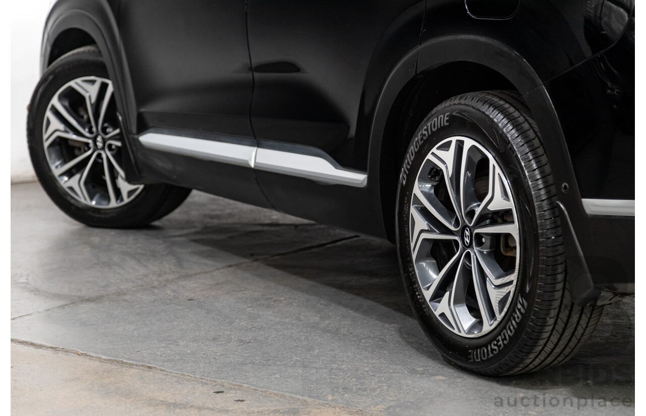 02/2020 Hyundai Santa Fe Highlander (4x4) TM MY20 4d Wagon Phantom Black Turbo Diesel 2.2L - 7 Seater