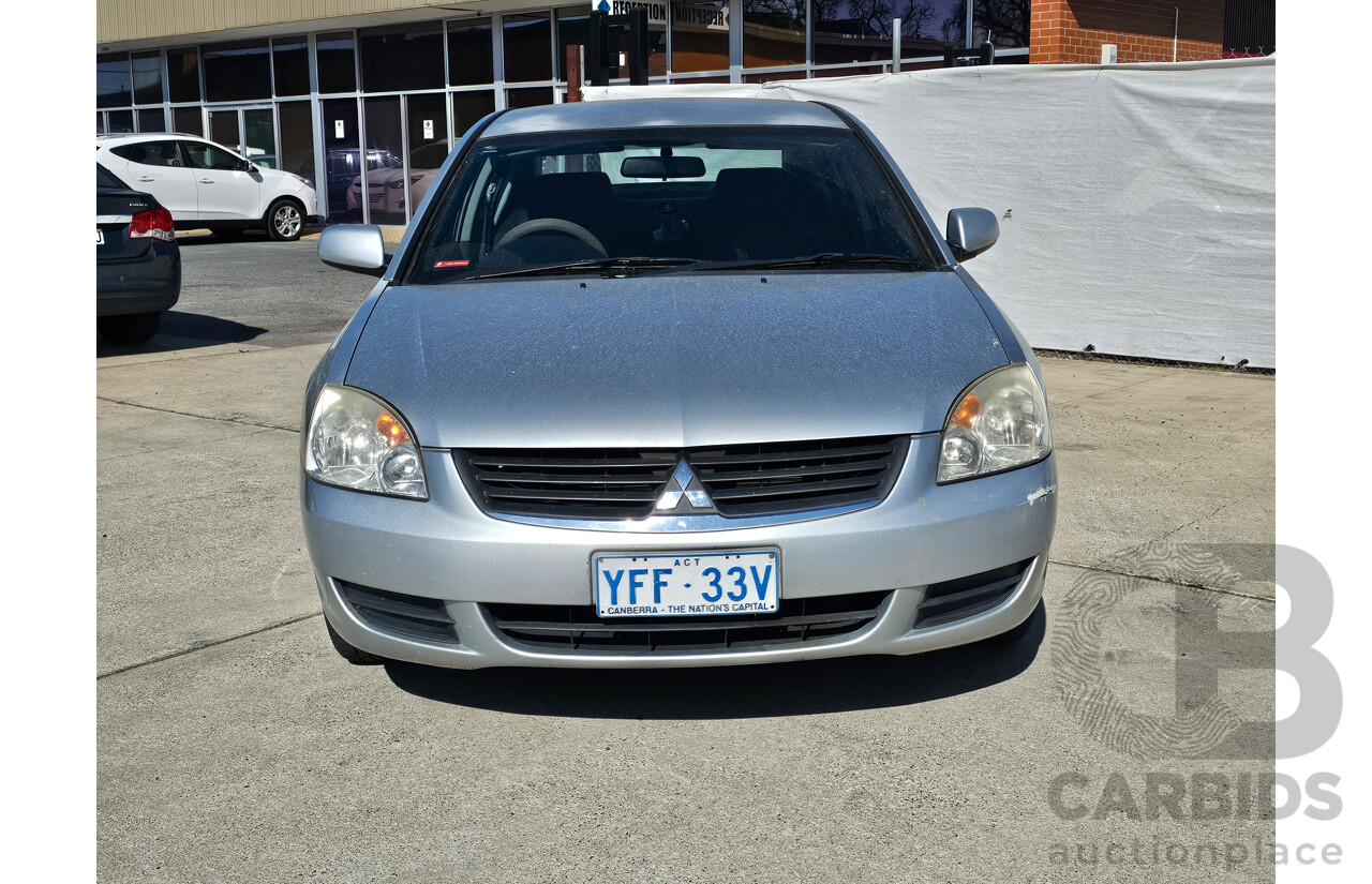 10/2005 Mitsubishi 380  DB 4d Sedan Silver 3.8L