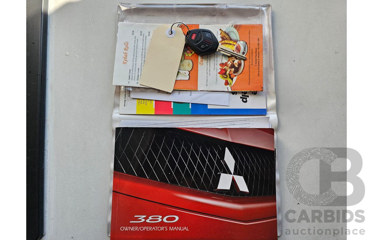 10/2005 Mitsubishi 380  DB 4d Sedan Silver 3.8L