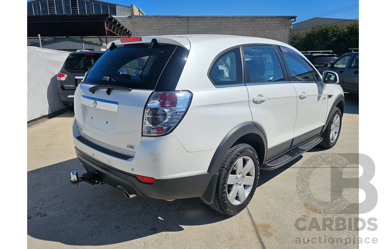 6/2013 Holden Captiva 7 SX (fwd) CG MY13 4d Wagon White 2.4L