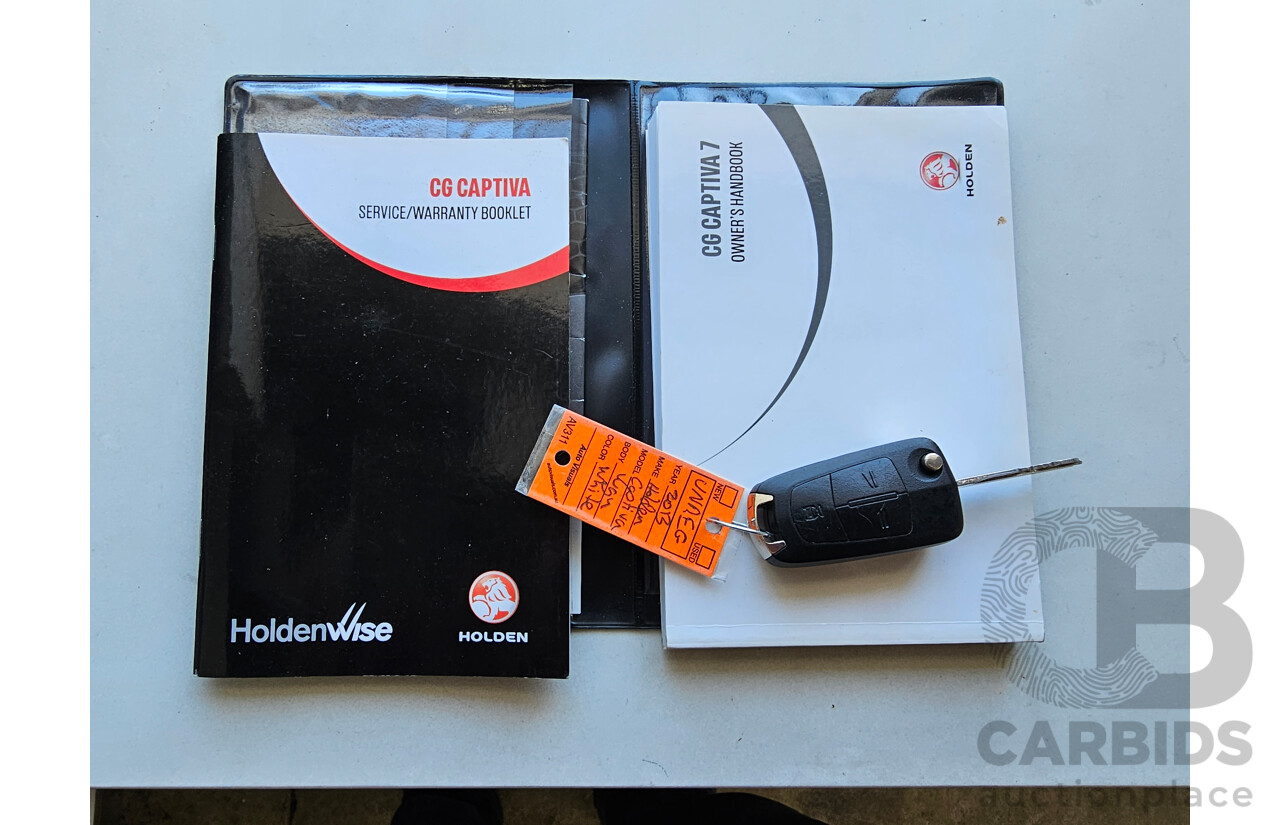 6/2013 Holden Captiva 7 SX (fwd) CG MY13 4d Wagon White 2.4L